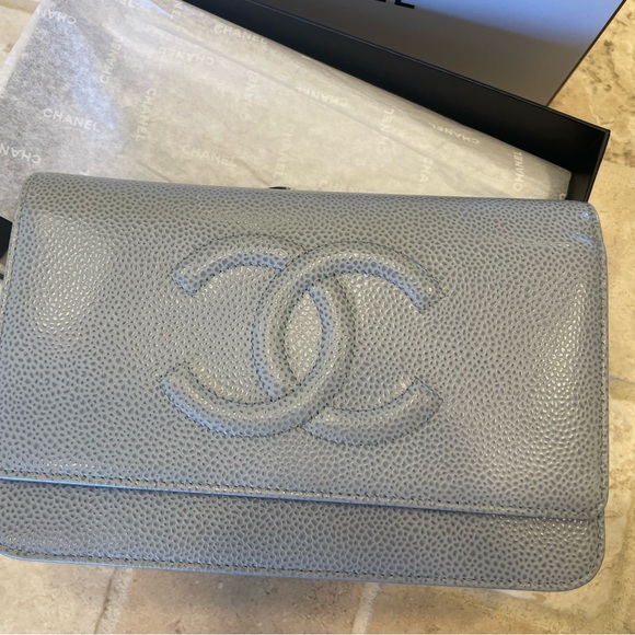 CHANEL
Light Blue Caviar Leather Timeless WOC Clutch Bag - Picture 16 of 16